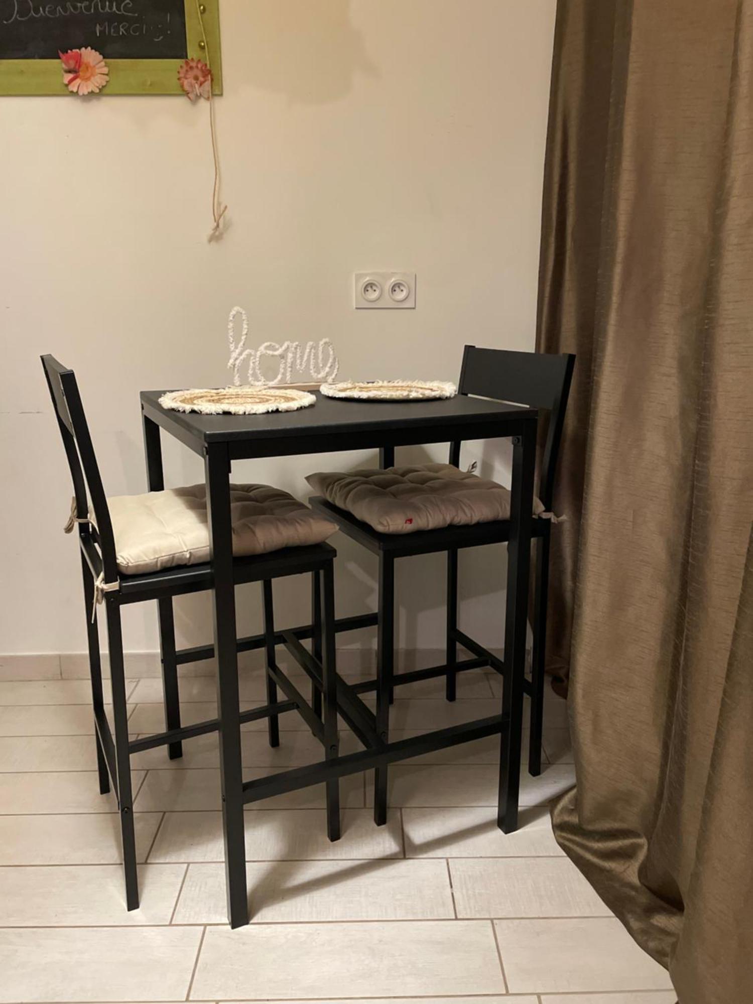 Petit Studio Aux Portes Du Beaujolais Saint-Germain-Nuelles Eksteriør bilde